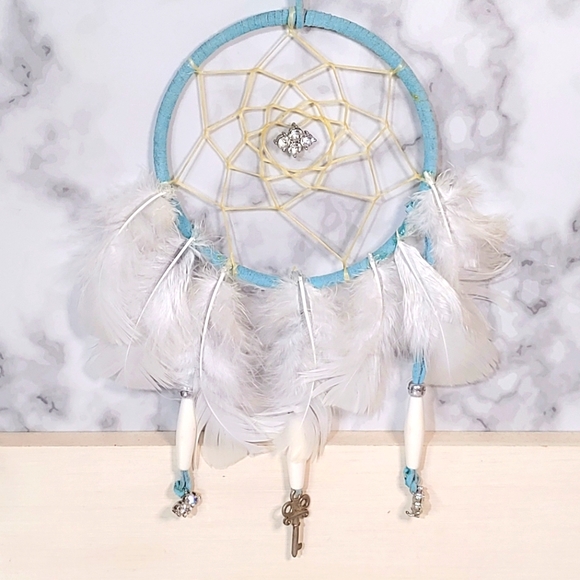 Feather Vintage Dream Catcher Women's Shorts main image 1